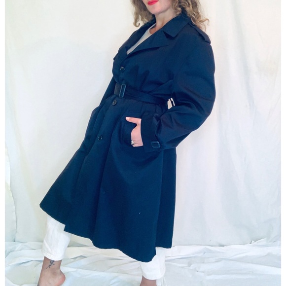 70s Pierre Cardin trench coat - Picture 4 of 9